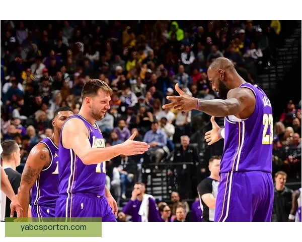 追梦直言底线不可触碰 强调尊重东契奇捍卫家人 霍里言论是蹭热度行为