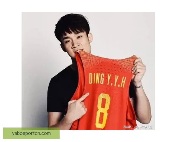 丁彦雨航回忆伤病岁月 揭秘小牛合同与小乔丹深厚友谊